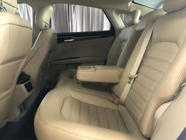 2013 Ford Fusion Hybrid SE