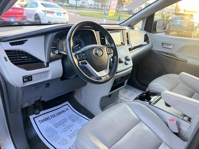 2018 Toyota Sienna XLE 8 Passenger
