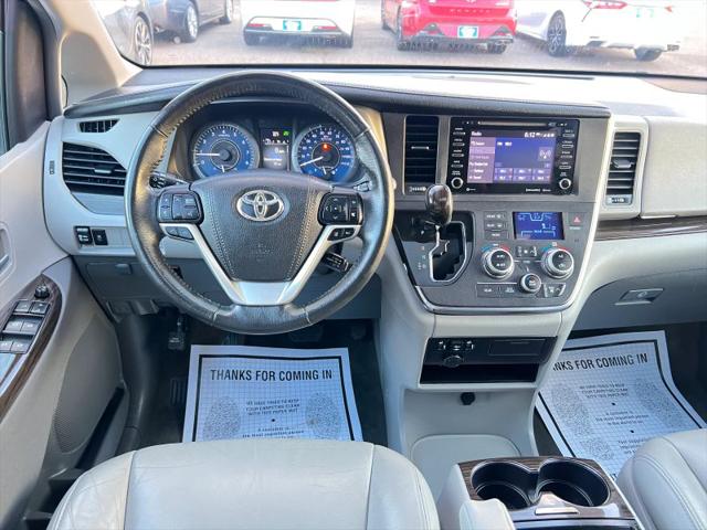 2018 Toyota Sienna XLE 8 Passenger