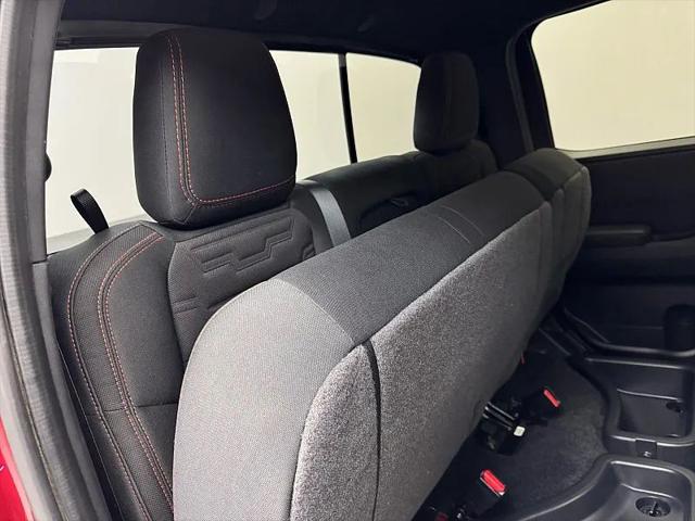 2022 Nissan Frontier Crew Cab PRO-4X 4x4