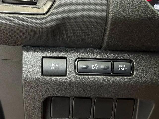 2022 Nissan Frontier Crew Cab PRO-4X 4x4