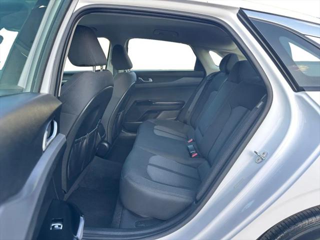 2022 Kia K5 LXS