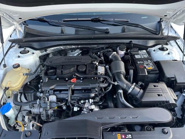 2022 Kia K5 LXS