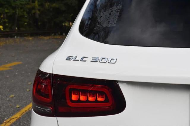2022 Mercedes-Benz GLC 4MATIC SUV