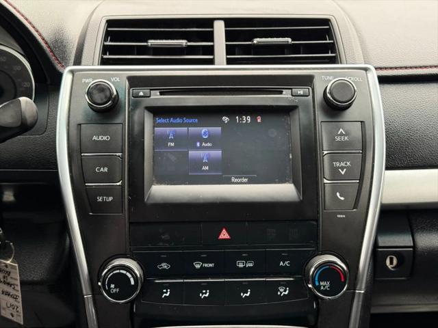 2017 Toyota Camry SE