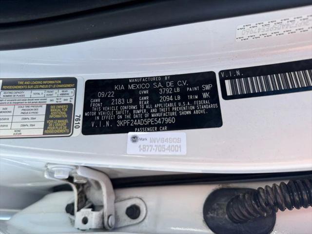 2023 Kia Forte LXS