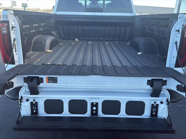 2026 GMC Sierra 2500HD SLT