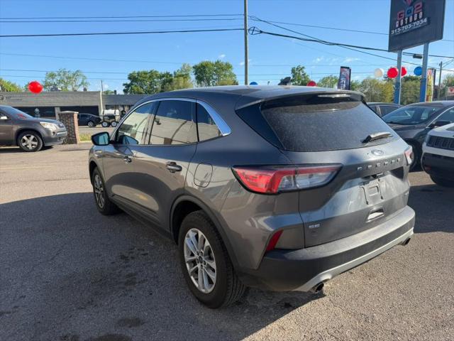 2021 Ford Escape SE