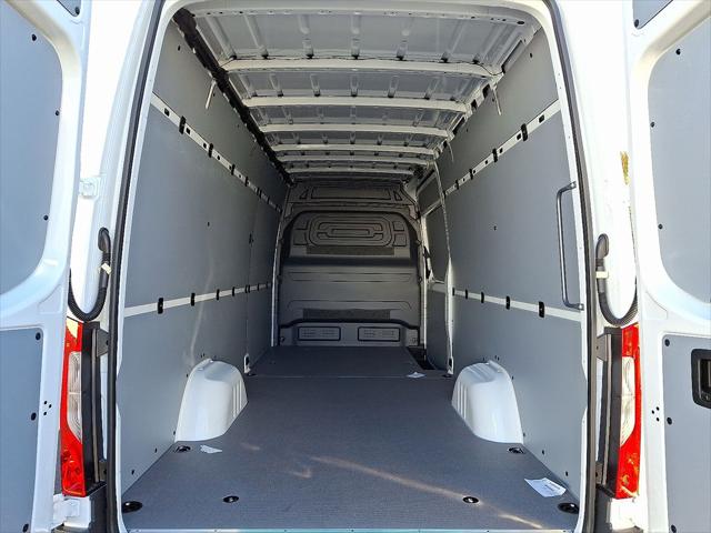 2026 Mercedes-Benz Sprinter Cargo Van High Roof 4-Cyl Diesel HO