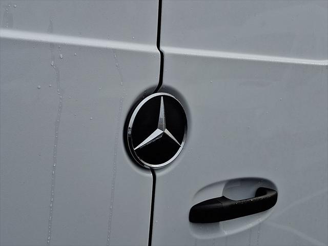 2026 Mercedes-Benz Sprinter Cargo Van Standard Roof 4-Cyl Diesel HO