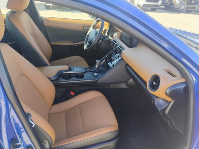 2023 Lexus IS 300 Unknown