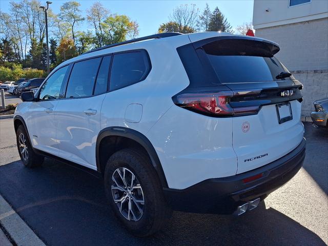 2026 GMC Acadia AWD AT4