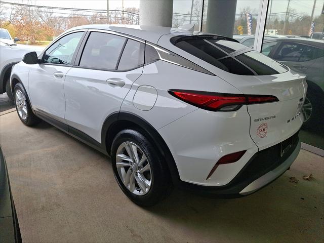 2025 Buick NV Preferred FWD