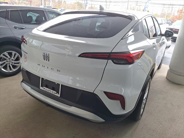 2025 Buick NV Preferred FWD