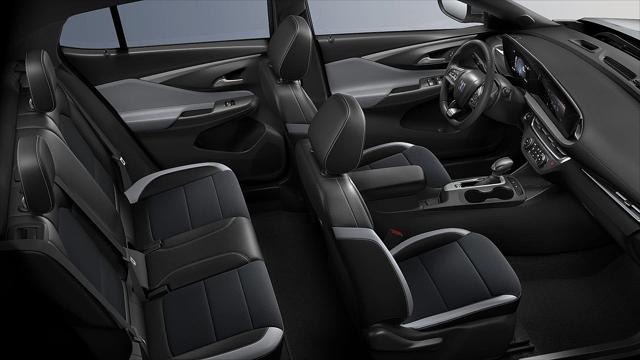2025 Buick NV Preferred FWD