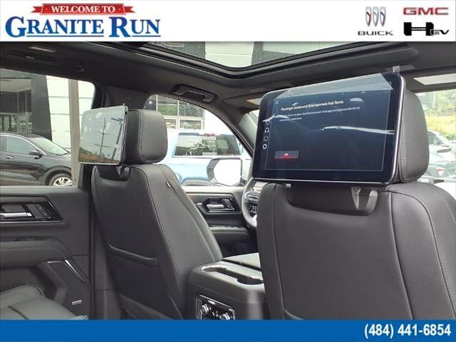 2025 GMC Yukon 4WD Denali