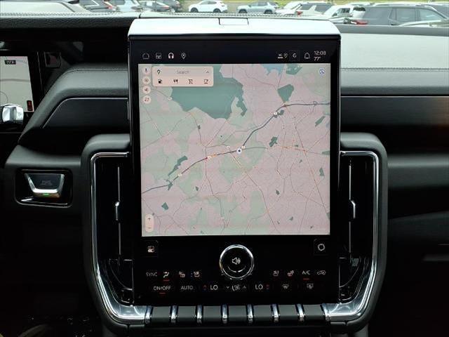 2025 GMC Yukon 4WD Denali