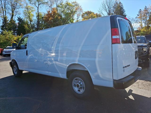 2025 GMC Savana Cargo RWD 2500 Extended Wheelbase Work Van