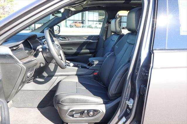 2025 Jeep Grand Cherokee L Overland 4x4