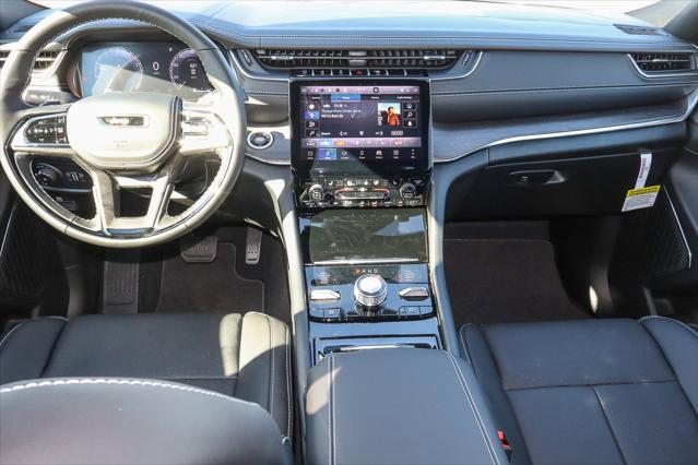 2025 Jeep Grand Cherokee L Overland 4x4