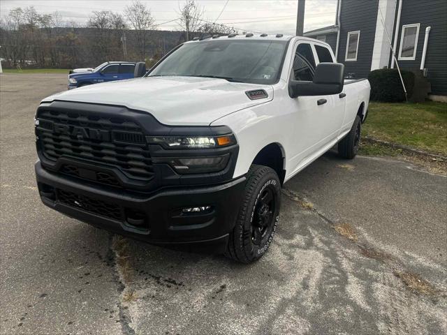 2026 RAM Ram 3500 RAM 3500 TRADESMAN CREW CAB 4X4 8 BOX
