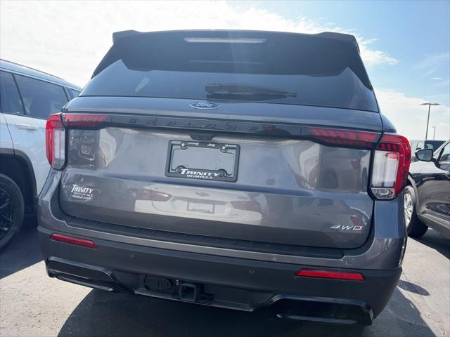 2025 Ford Explorer ST-Line