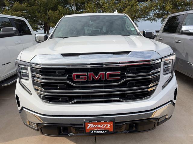 2025 GMC Sierra 1500 4WD Crew Cab Short Box SLT