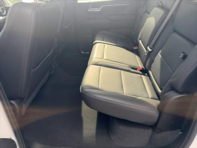 2025 GMC Sierra 1500 4WD Crew Cab Short Box SLT