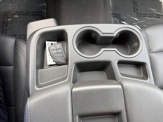 2025 GMC Sierra 1500 4WD Crew Cab Short Box SLT
