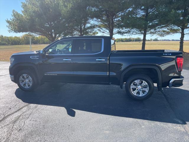 2025 GMC Sierra 1500 4WD Crew Cab Short Box SLT