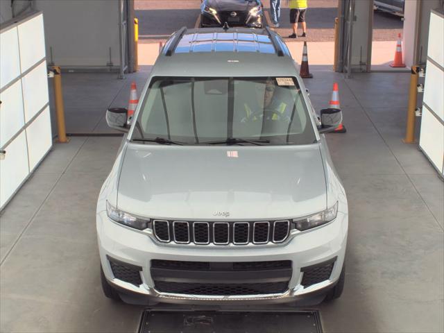 2021 Jeep Grand Cherokee L Laredo 4x4
