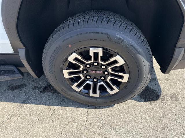 2026 GMC Sierra Standard Range Elevation