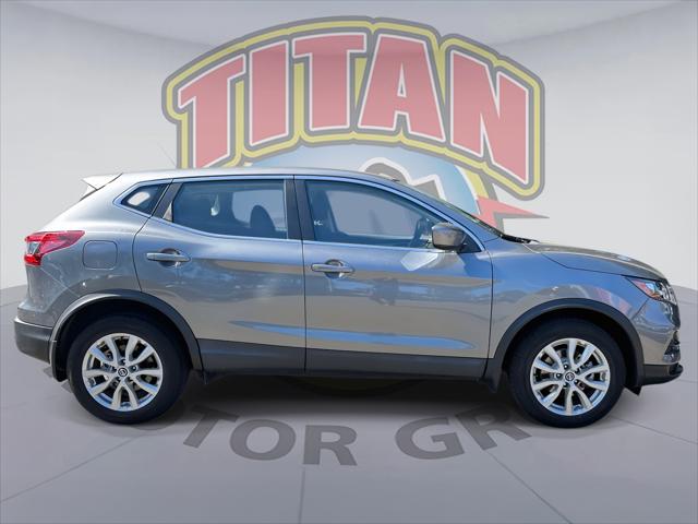 2022 Nissan Rogue Sport S AWD Xtronic CVT [1]