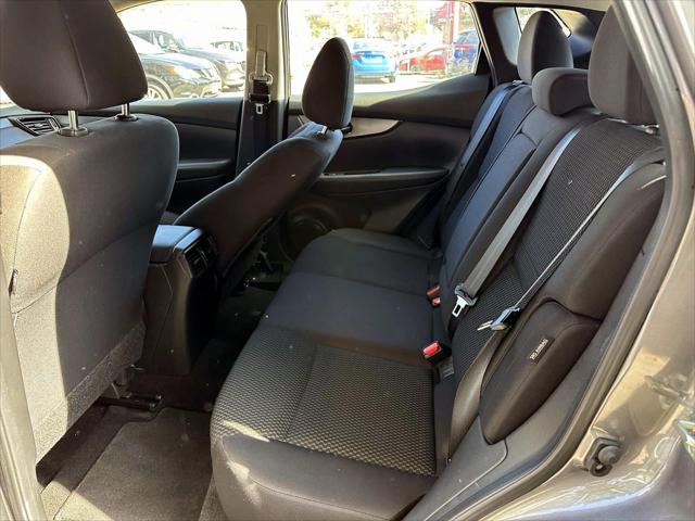 2022 Nissan Rogue Sport S AWD Xtronic CVT [13]