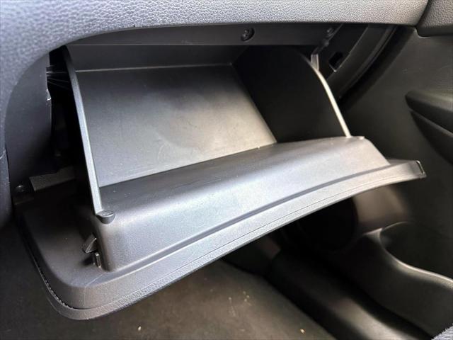 2022 Nissan Rogue Sport S AWD Xtronic CVT [22]