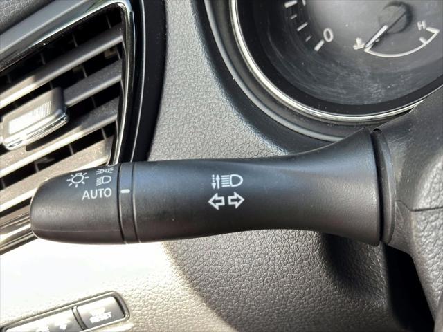 2022 Nissan Rogue Sport S AWD Xtronic CVT [25]