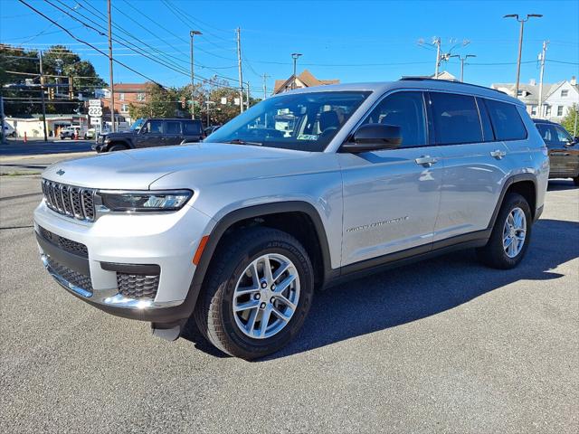 2021 Jeep Grand Cherokee L Laredo 4x4 2021 Jeep Grand Cherokee L Laredo 4x4
