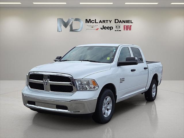 2023 RAM 1500 Classic SLT Crew Cab 4x4 57 Box 2023 RAM 1500 Classic SLT Crew Cab 4x4 57 Box