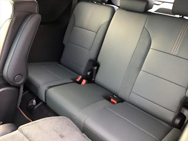 2026 GMC Acadia AT4 AWD