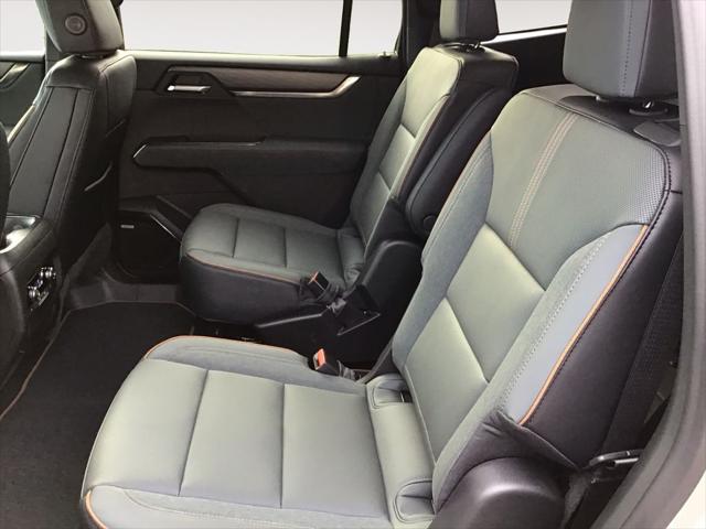 2026 GMC Acadia AT4 AWD