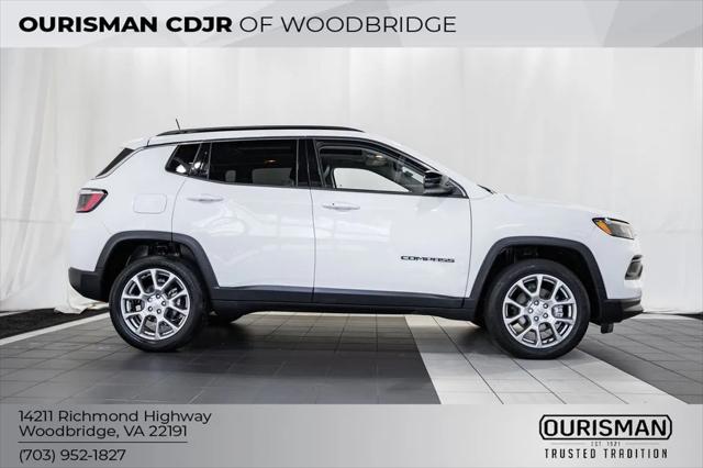 2022 Jeep Compass Latitude Lux 4x4