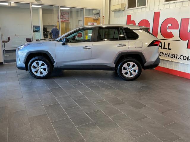 2024 Toyota RAV4 LE 2024 Toyota RAV4 LE