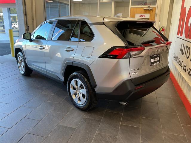 2024 Toyota RAV4 LE 2024 Toyota RAV4 LE