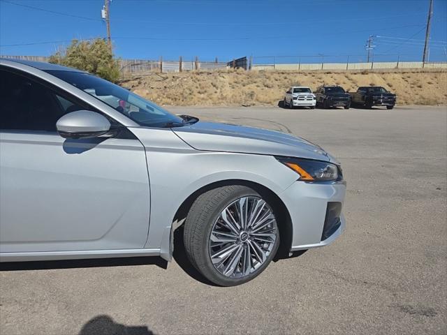 2024 Nissan Altima SL Intelligent AWD 2024 Nissan Altima SL Intelligent AWD