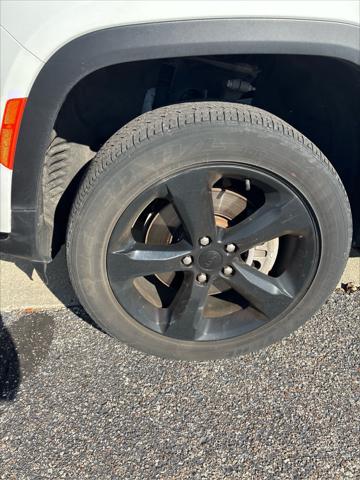 2021 Jeep Grand Cherokee L Altitude 4x4 2021 Jeep Grand Cherokee L Altitude 4x4