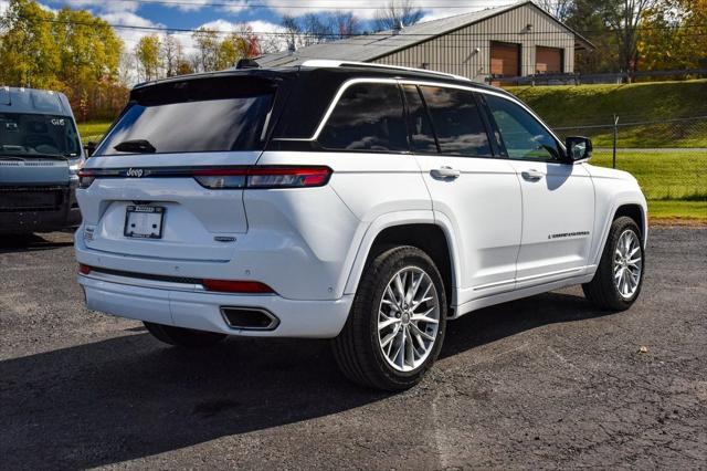 2022 Jeep Grand Cherokee Summit 4x4