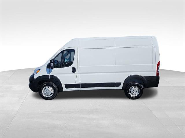 2026 Ram ProMaster Cargo Van Tradesman High Roof 136" WB w/Pass Seat