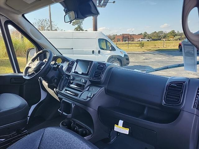 2026 Ram ProMaster Cargo Van Tradesman High Roof 136 WB w/Pass Seat