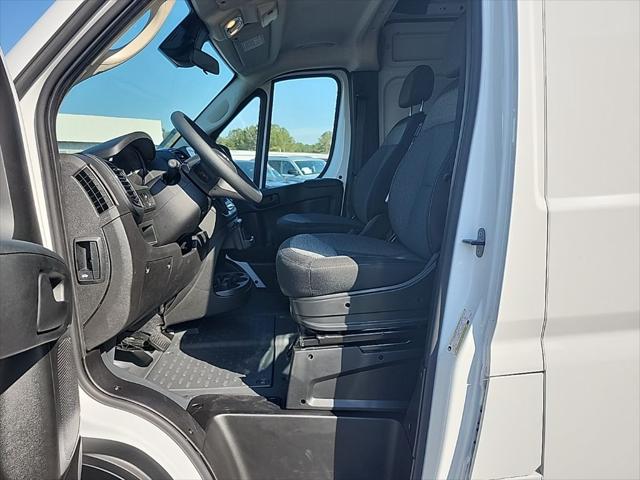 2026 Ram ProMaster Cargo Van Tradesman High Roof 136 WB w/Pass Seat