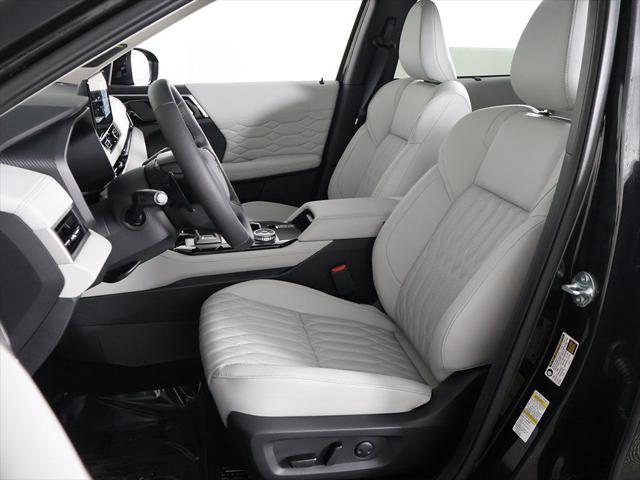 2025 Mitsubishi Outlander PLATINUM EDITION 2.5 S-AWC